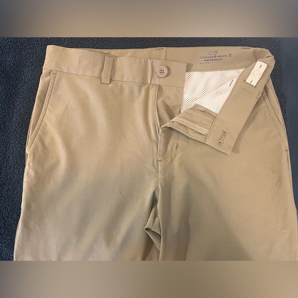 Vineyard Vines Lightweight Performance Khaki Pants